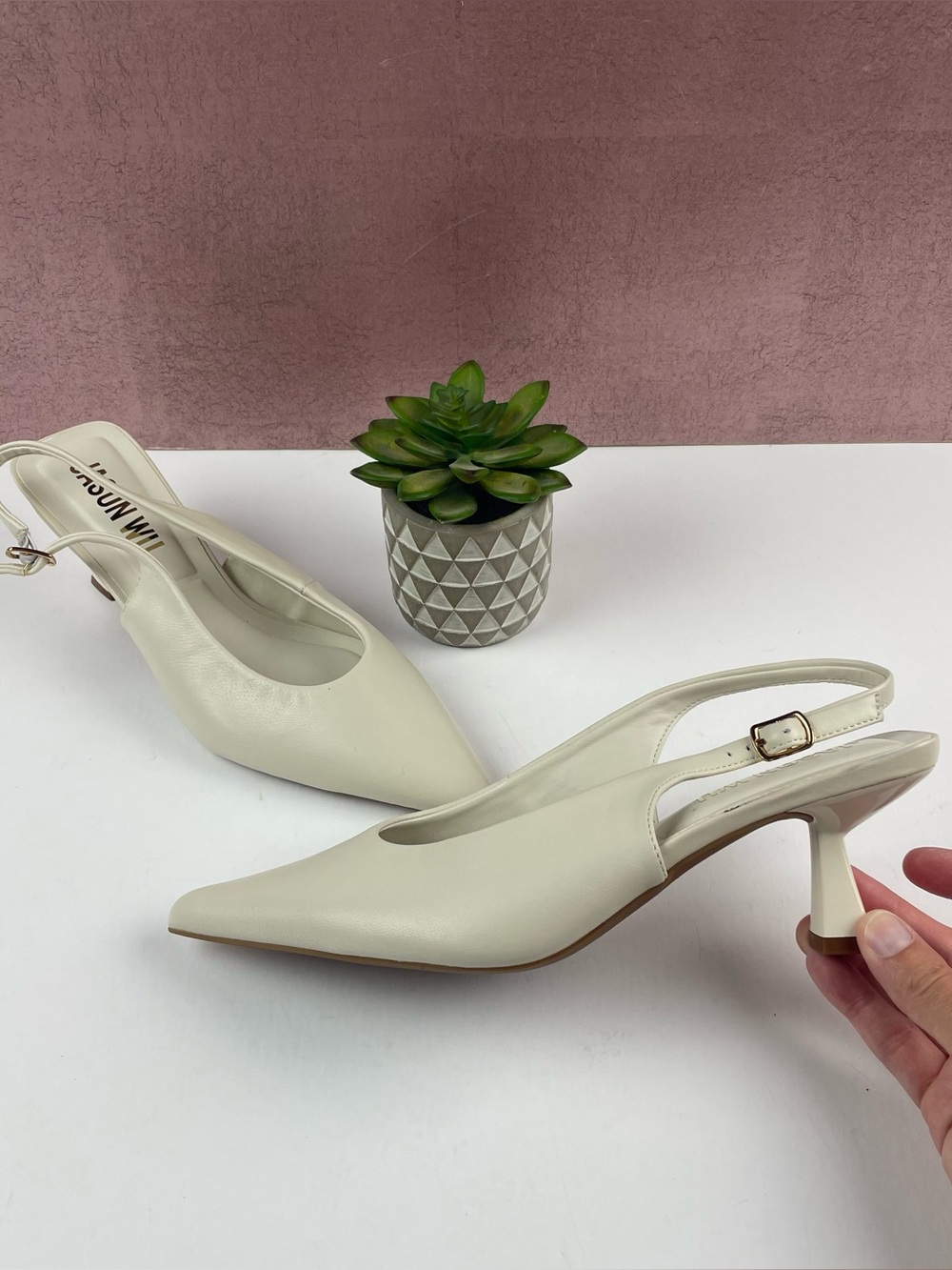 Jason Wu Solid White Cream Slingback Pointy Toe Heels Shoes Women Size 8 Bosna